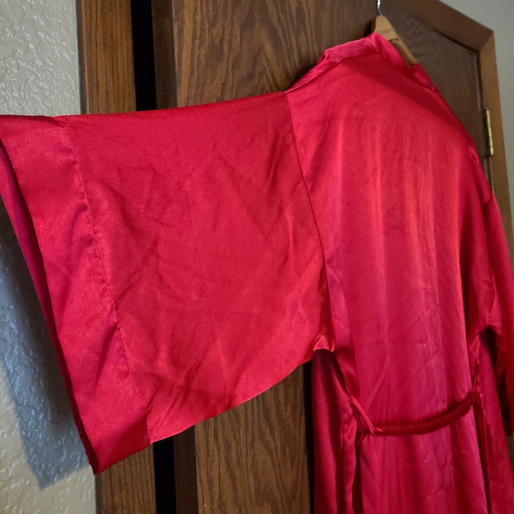 Victoria Secret Red Silk Robe - Picture 5 of 6